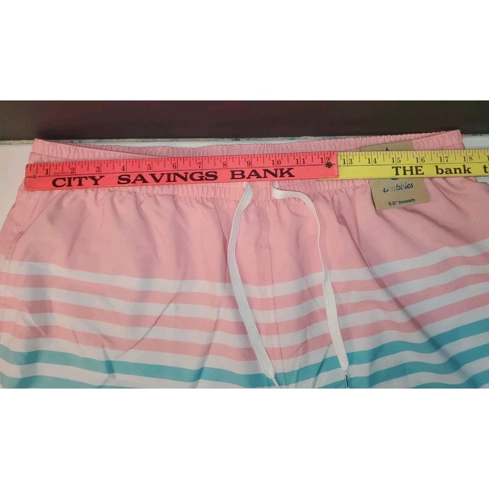 NWT - Chubbies Men's‎  4